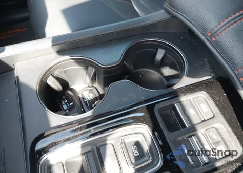 2025 Honda Pilot Trailsport из США, поврежденный, VIN 5FNYG1H67SB028024